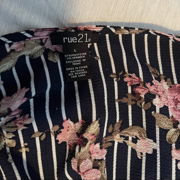 Long Romper - Picture 2 of 5